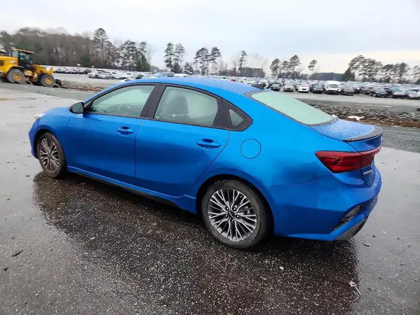 3KPF54AD0PE643910 2023 KIA FORTE - Image 2