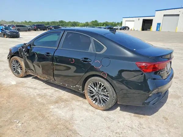 3KPF54AD0PE643955 2023 KIA FORTE - Image 2