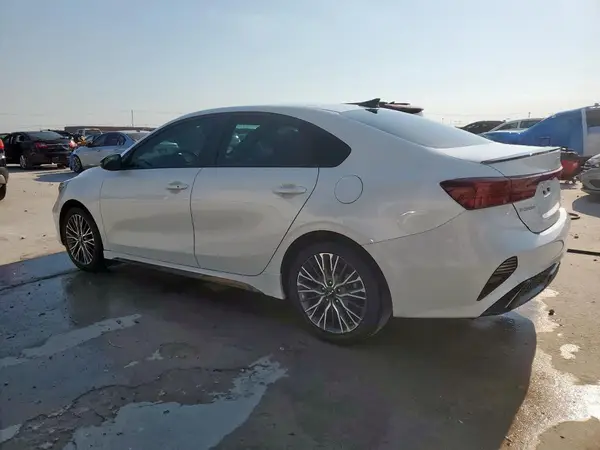 3KPF54AD0PE651537 2023 KIA FORTE - Image 2