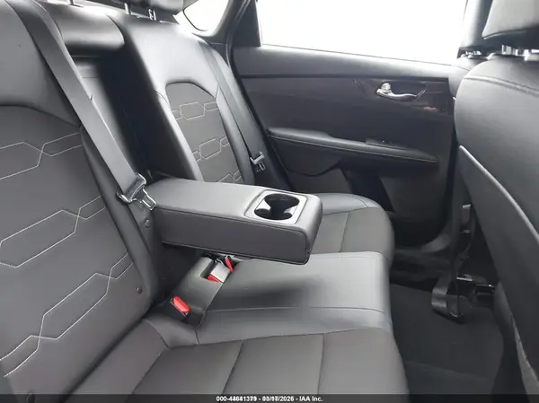 3KPF54AD0PE652817 2023 KIA FORTE - Image 8