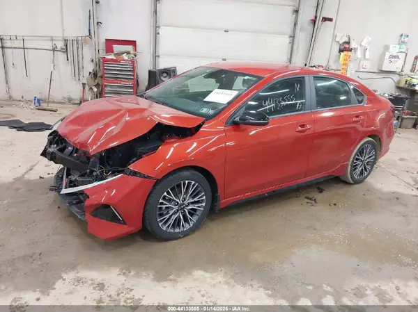 3KPF54AD0PE666622 2023 KIA FORTE - Image 2