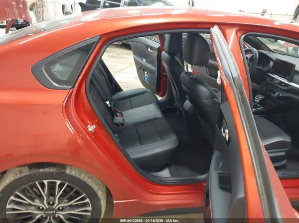 3KPF54AD0PE666622 2023 KIA FORTE - Image 8