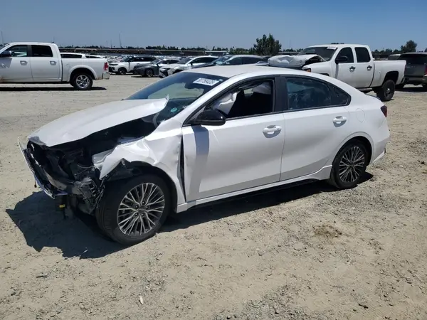3KPF54AD0PE668497 2023 KIA FORTE - Image 1