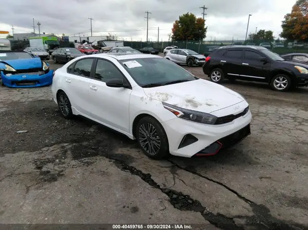 3KPF54AD0PE668807 2023 KIA FORTE - Image 1