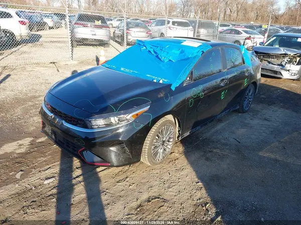 3KPF54AD0PE670007 2023 KIA FORTE - Image 2