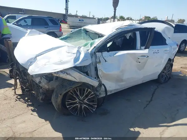 3KPF54AD0PE670525 2023 KIA FORTE - Image 2