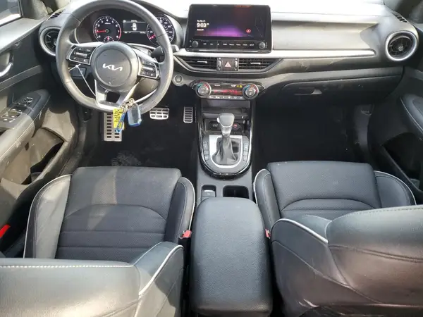 3KPF54AD0PE670959 2023 KIA FORTE - Image 8
