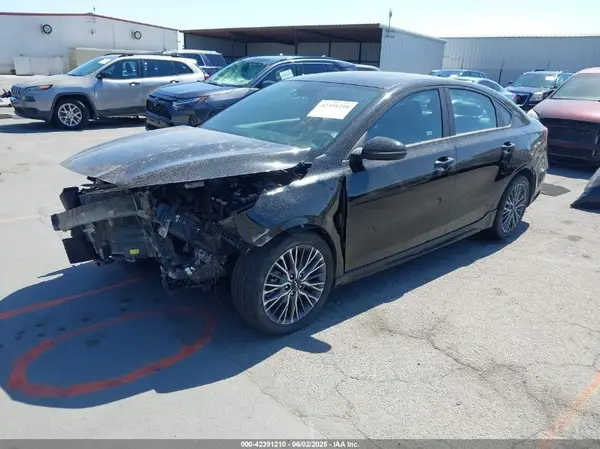 3KPF54AD0PE688412 2023 KIA FORTE - Image 2