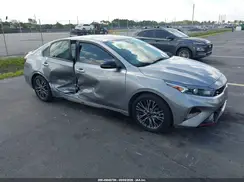 3KPF54AD0RE692737 2024 KIA FORTE
