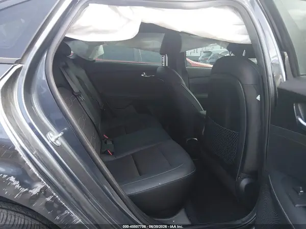 3KPF54AD0RE700285 2024 KIA FORTE - Image 8