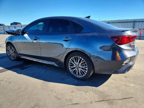 3KPF54AD0RE703008 2024 KIA FORTE - Image 2