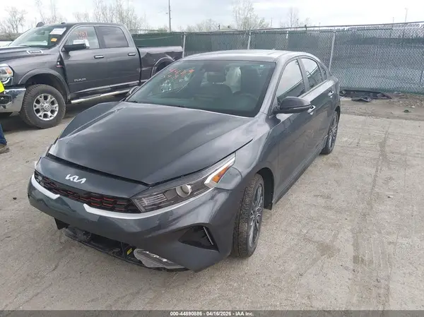 3KPF54AD0RE713330 2024 KIA FORTE - Image 2
