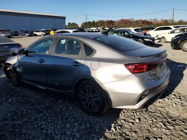 3KPF54AD0RE719029 2024 KIA FORTE - Image 2