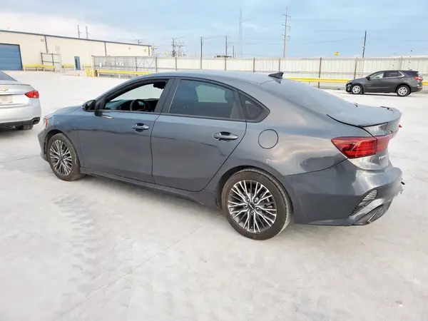 3KPF54AD0RE729298 2024 KIA FORTE - Image 2