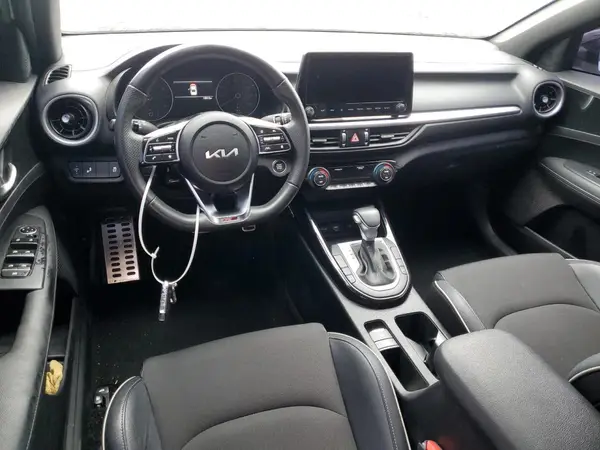 3KPF54AD0RE730077 2024 KIA FORTE - Image 8