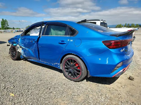 3KPF54AD0RE737143 2024 KIA FORTE - Image 2