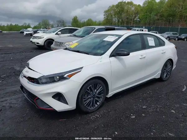 3KPF54AD0RE744545 2024 KIA FORTE - Image 2