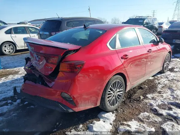 2024 KIA FORTE auction photo 6