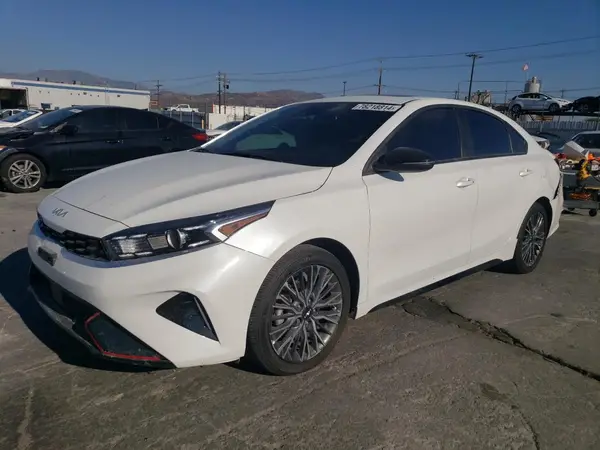 3KPF54AD0RE750667 2024 KIA FORTE - Image 1