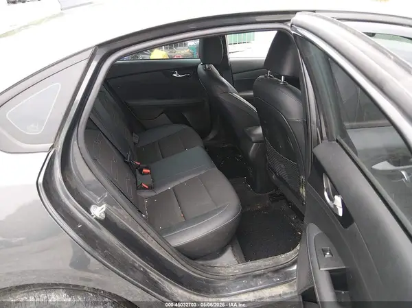 3KPF54AD0RE752192 2024 KIA FORTE - Image 8