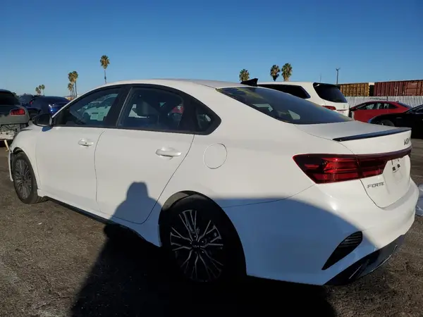 3KPF54AD0RE756758 2024 KIA FORTE - Image 2