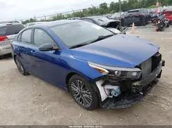 3KPF54AD0RE757585 2024 KIA FORTE