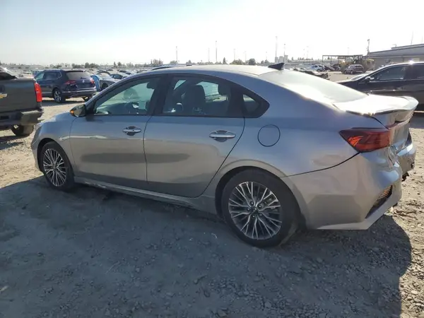 3KPF54AD0RE764309 2024 KIA FORTE - Image 2