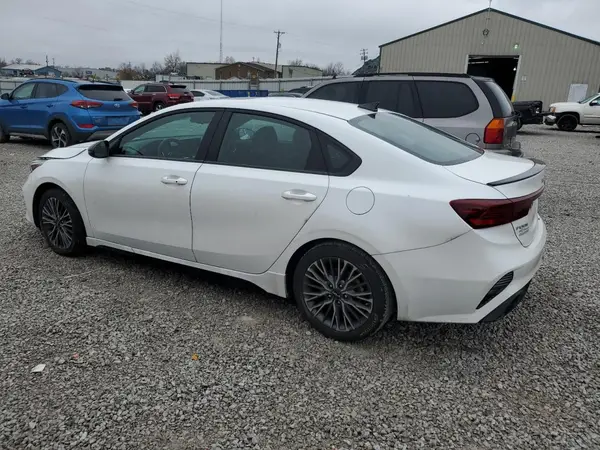 3KPF54AD0RE773513 2024 KIA FORTE - Image 2
