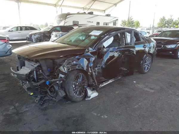 3KPF54AD0RE786603 2024 KIA FORTE - Image 2