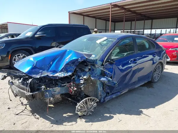 3KPF54AD0RE793289 2024 KIA FORTE - Image 2