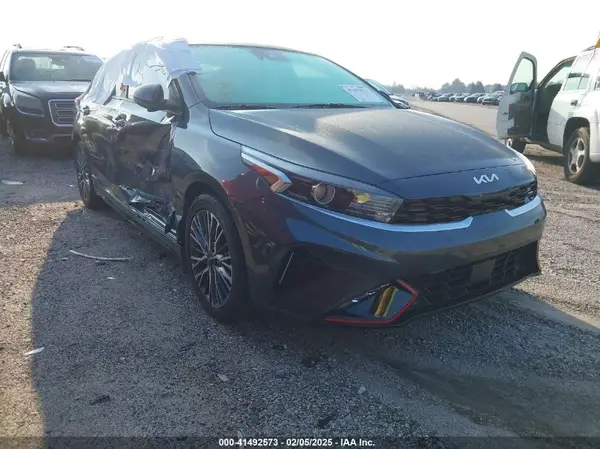 3KPF54AD0RE801049 2024 KIA FORTE - Image 1