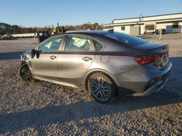 3KPF54AD0RE802265 2024 KIA FORTE - Image 2