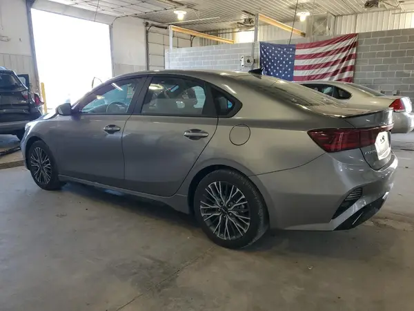 3KPF54AD0RE803402 2024 KIA FORTE - Image 2
