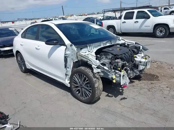 3KPF54AD0RE804162 2024 KIA FORTE - Image 1