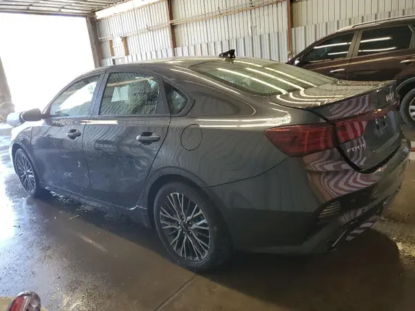 3KPF54AD0RE814092 2024 KIA FORTE - Image 2
