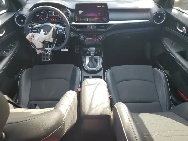 3KPF54AD0RE815601 2024 KIA FORTE - Image 8