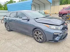 3KPF54AD1KE025696 2019 KIA FORTE