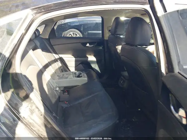 3KPF54AD1KE028288 2019 KIA FORTE - Image 8