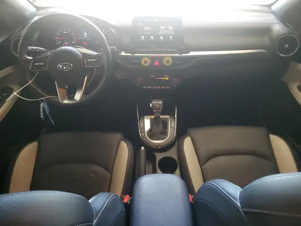 3KPF54AD1KE037749 2019 KIA FORTE - Image 8