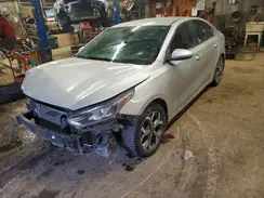 3KPF54AD1KE053112 2019 KIA FORTE