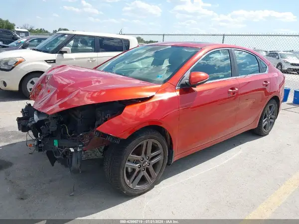 3KPF54AD1KE083954 2019 KIA FORTE - Image 2