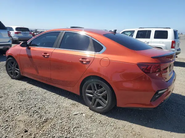 3KPF54AD1KE084828 2019 KIA FORTE - Image 2