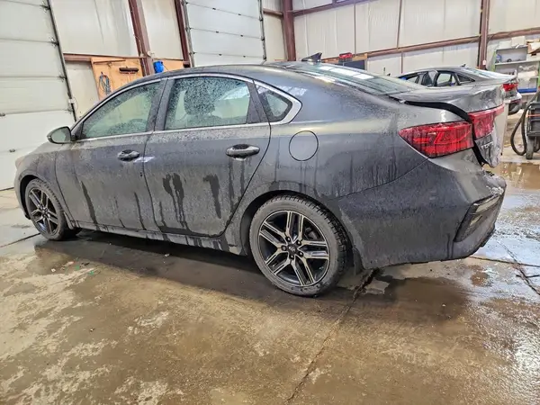 3KPF54AD1KE097868 2019 KIA FORTE - Image 2