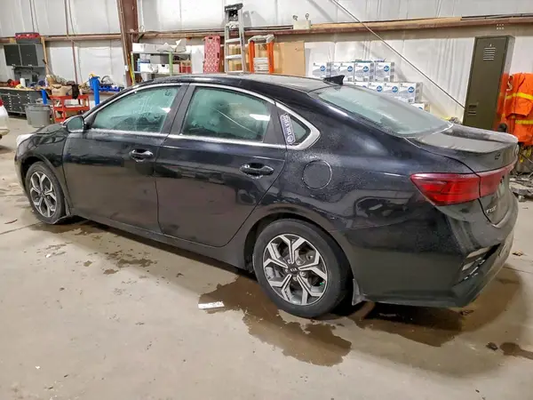 3KPF54AD1KE101451 2019 KIA FORTE - Image 2