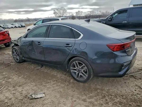 3KPF54AD1KE106083 2019 KIA FORTE - Image 2