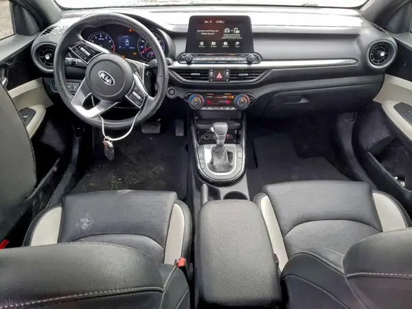 3KPF54AD1KE106083 2019 KIA FORTE - Image 8