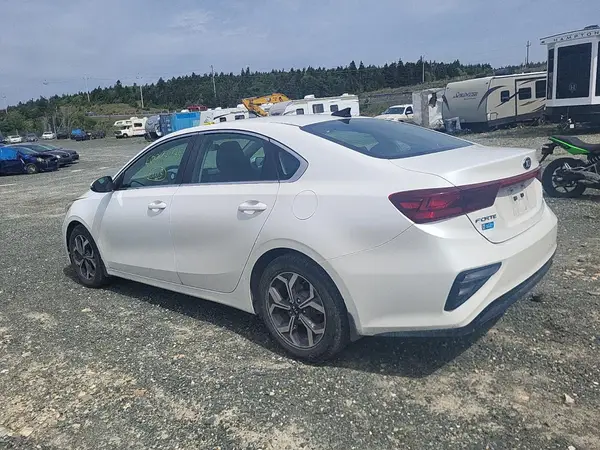 3KPF54AD1KE129430 2019 KIA FORTE - Image 2