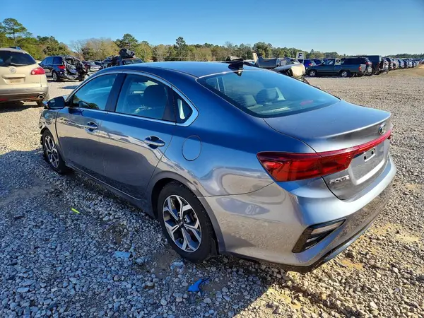 3KPF54AD1LE142602 2020 KIA FORTE - Image 2