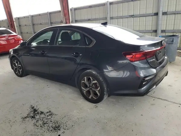 3KPF54AD1LE143796 2020 KIA FORTE - Image 2
