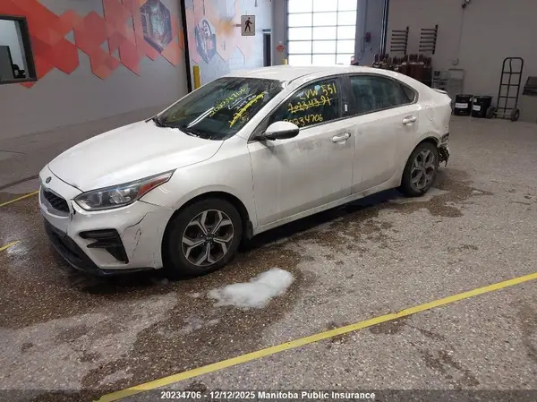3KPF54AD1LE158203 2020 KIA FORTE - Image 2